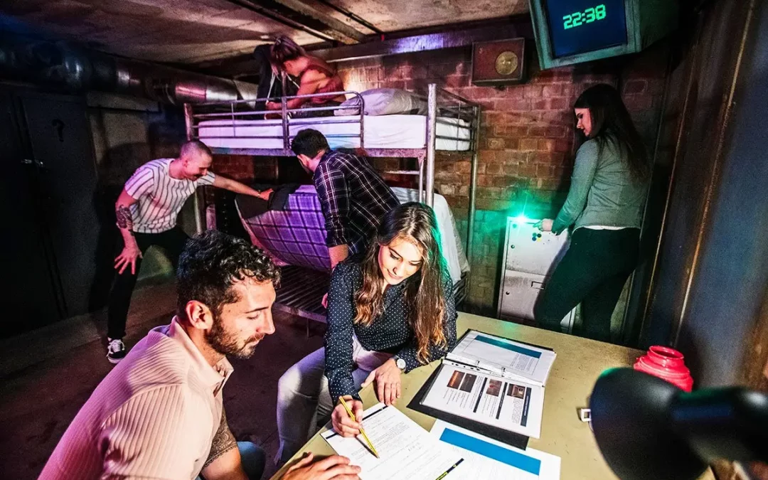 Escape-Live-group-in-escape-room